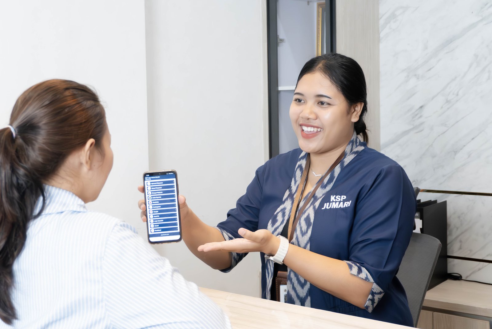 Transparan & Informatif